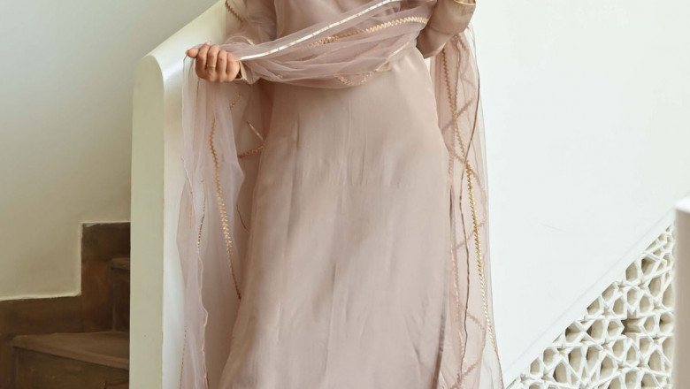 Why Every Woman Needs a Classic Kurta Set in Her Wardrobe