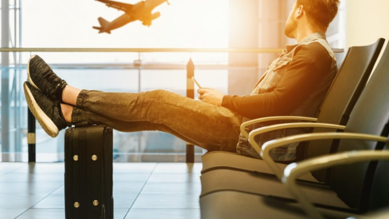 Exploring Overseas Employment: The World of Working Holiday Visas