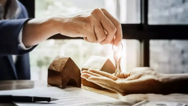 ISSUES WITH YOUR REAL ESTATE TRANSACTION?
