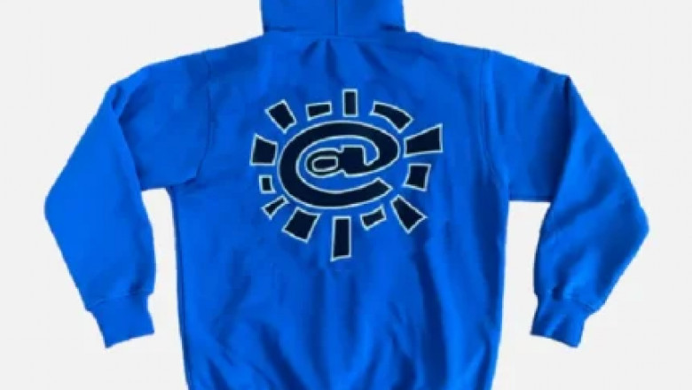 Adwysd clothing