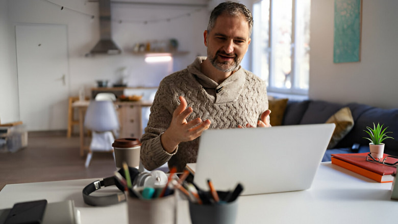 Empowering Educators Through Virtual Professional Development Platforms