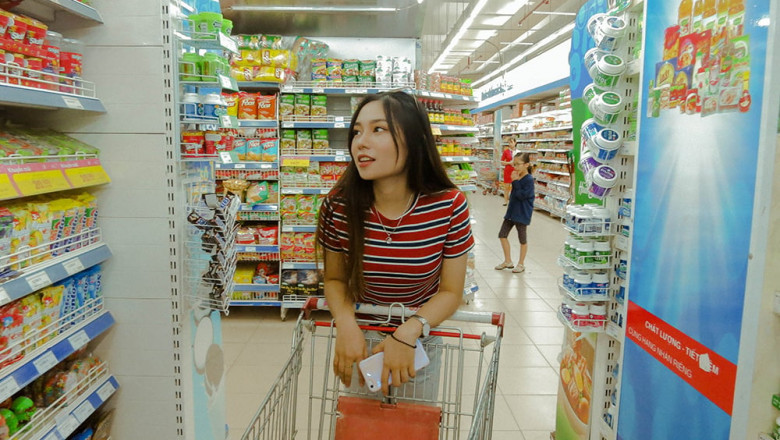 Places to Buy Groceries on Vacation and at Home