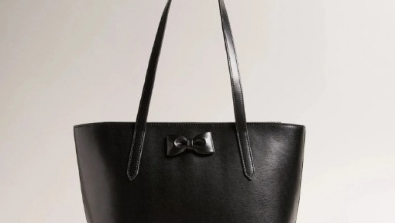 Accessorise with Flair: Matching Ted Baker Bags with Outfits