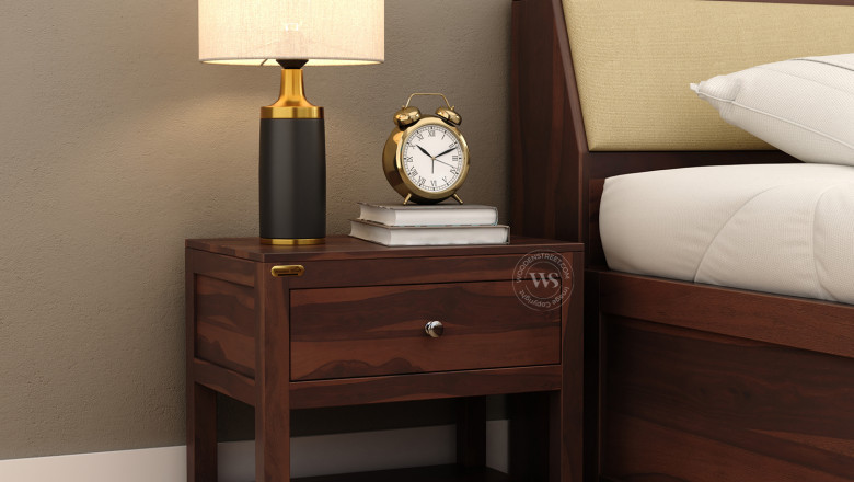How to Decorate Your Bedside Table for a Cozy Look - Wooden Street