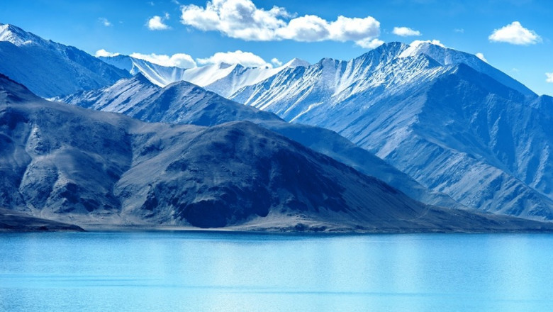 Know Pangong Lake Temperature Before Planning Your Visit