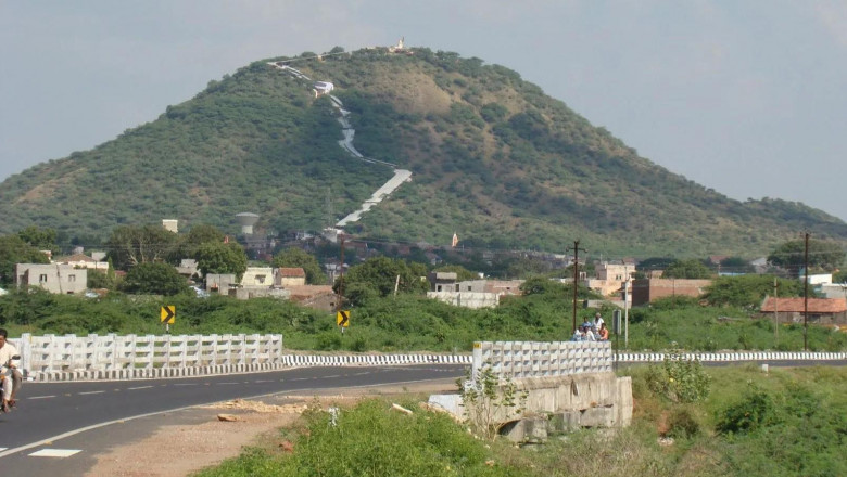 Explore the Spiritual Beauty and History of Chotila Hill Town