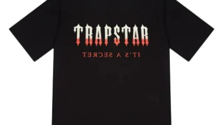 Layered Luxury: Styling the Trapstar Hoodie with the Tarpstar Shirt – The Ultimate Tarpstar London Look