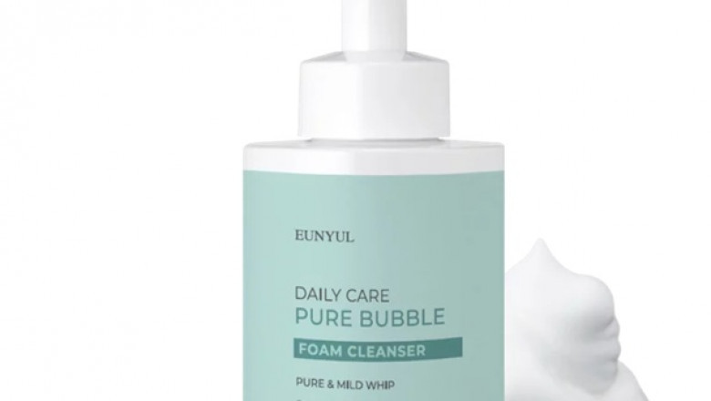 The Best Anti-Aging Facial Cleanser for Mature Skin