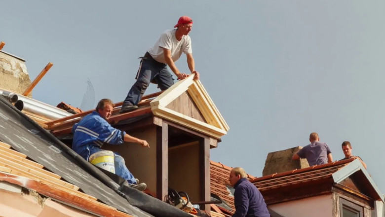 Top Roofing Materials for Homes in South Florida's Climate