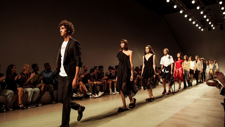 India Fast Fashion Market Growing Fast Owing to E-Commerce Expansion