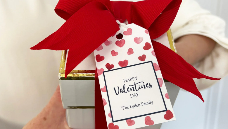 Your Brand, Hanging Bold – Premium Swing Tag Designs