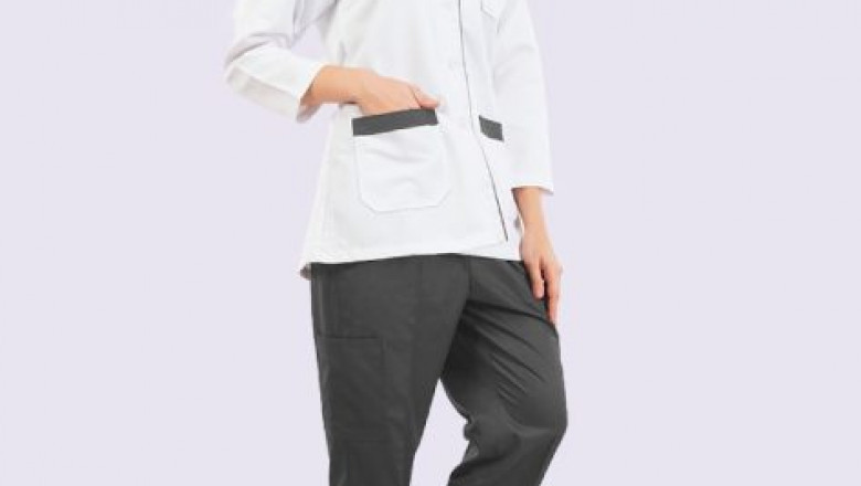 The Significance of the White Lab Coat in Healthcare