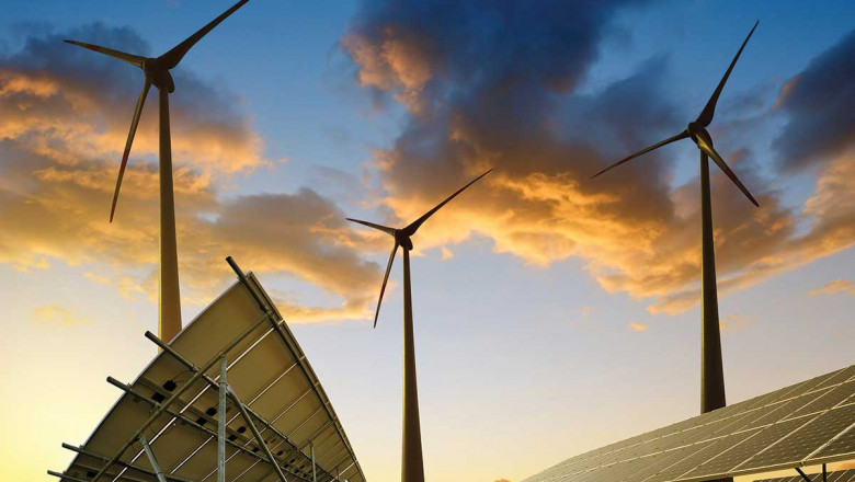 Saudi Arabia’s Green Energy Push: Big Wins for Investors