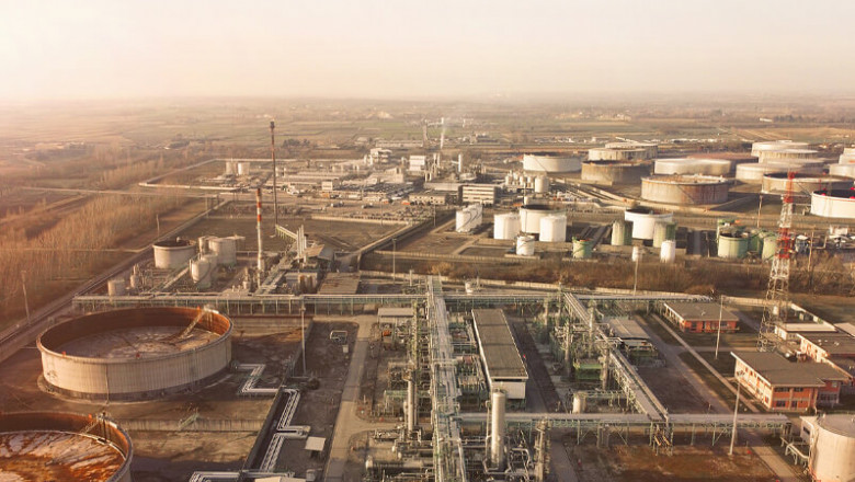 Comprehensive Lab Equipment for Chemical, Construction, and Manufacturing Sectors