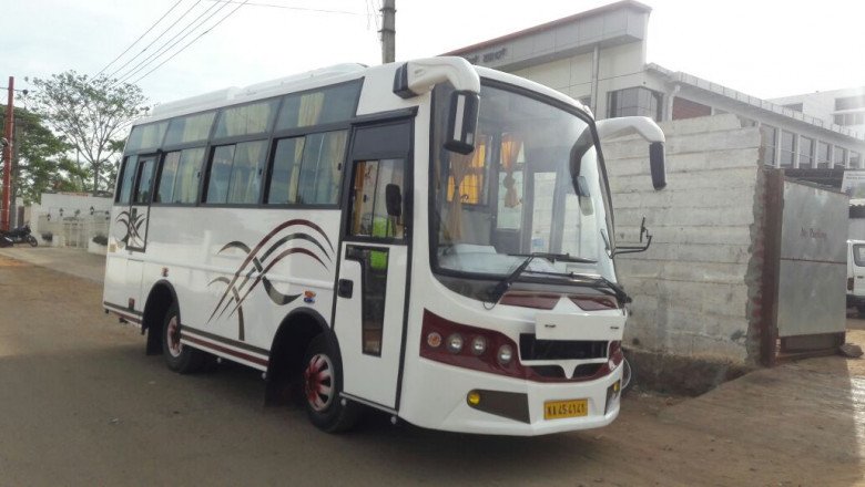 Fox Bus On Rent