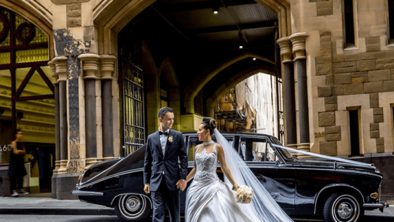 Make Your Big Day Unforgettable with Luxury Wedding Cars for Rent from Kona Chauffeurs