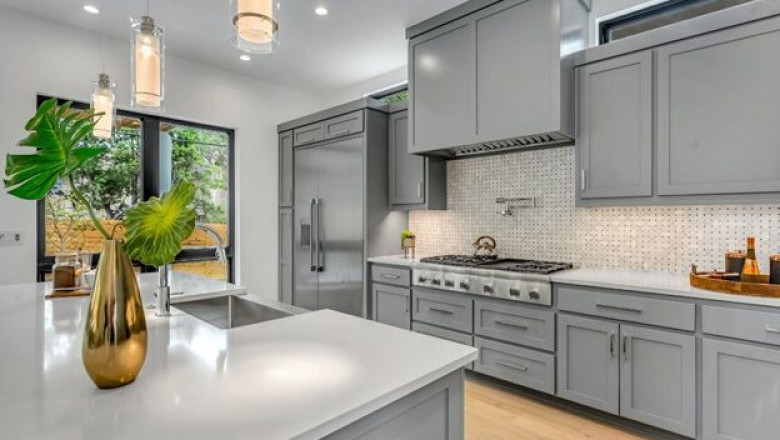 What Are the Latest Innovations in Home Renovation Technology for Toronto in 2025?