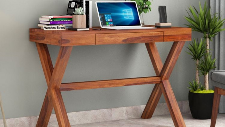 Design Your Dream Study Setup with These Inspiring Tables