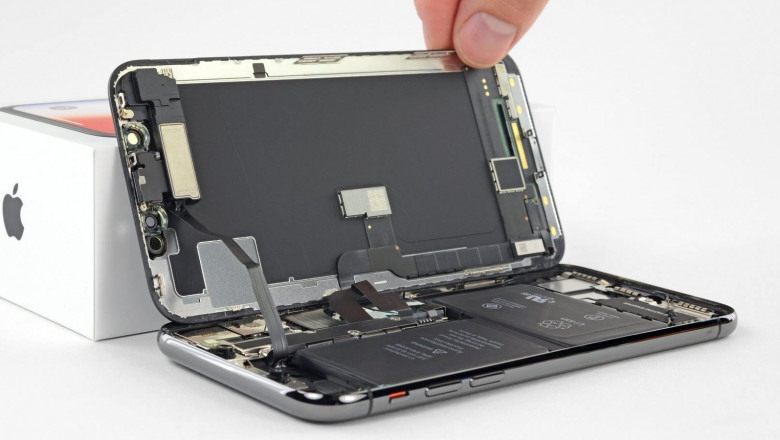 Expert Device Repair Services In Dubai: Macbook And Iphone Solutions