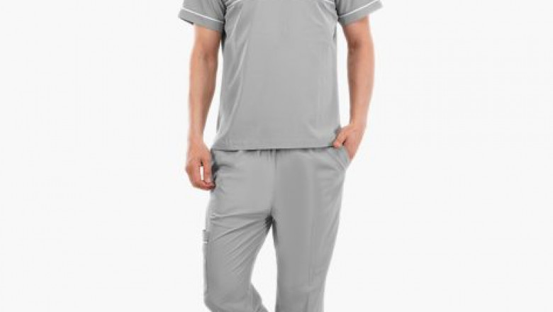 What are the differences between scrubs for men & women?