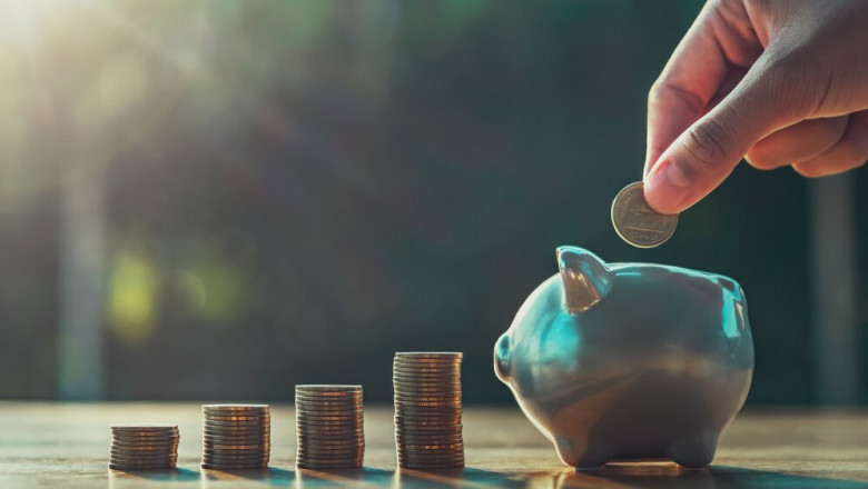 Can Investors Pick the Best Mutual Fund Scheme for SIP in Hyderabad Based on Age and Goals?