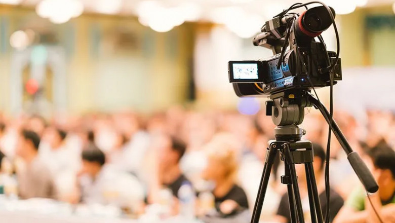 Unleashing the Power of Visual Storytelling: The Role of a Video Producer