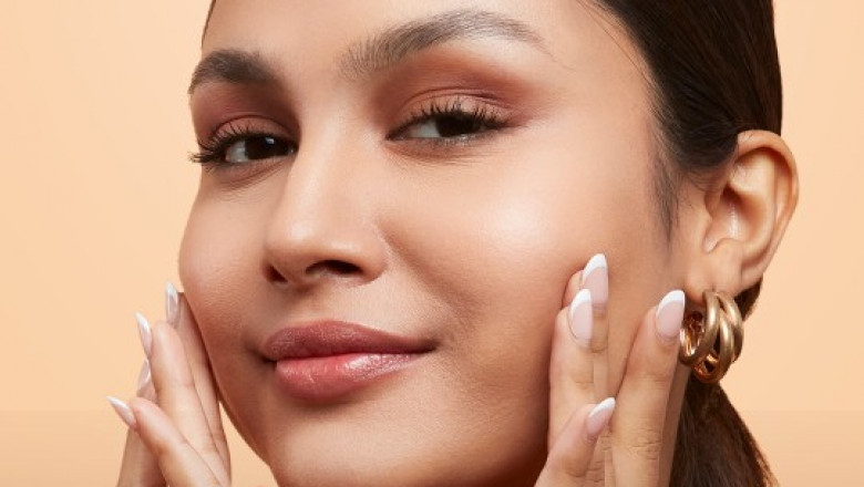 Loose Powder – Smooth, Shine-Free Finish All Day