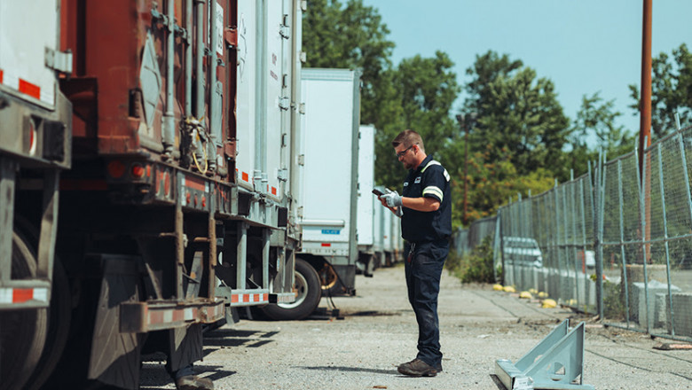 Commercial Truck Repair Services: Keeping Your Business on the Road