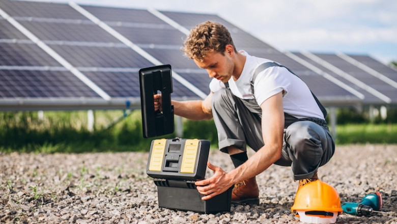 Upgrade Your Solar Setup with the DIY-Friendly Sunchaser8 Tracker