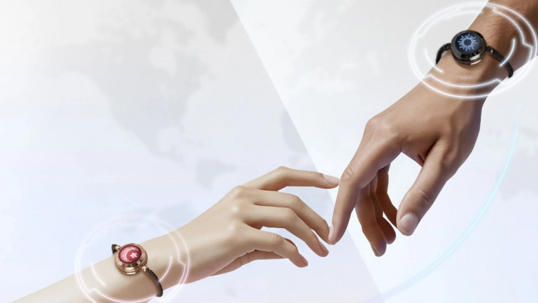 Why Are Snake Bracelets Gaining Popularity for Couples?