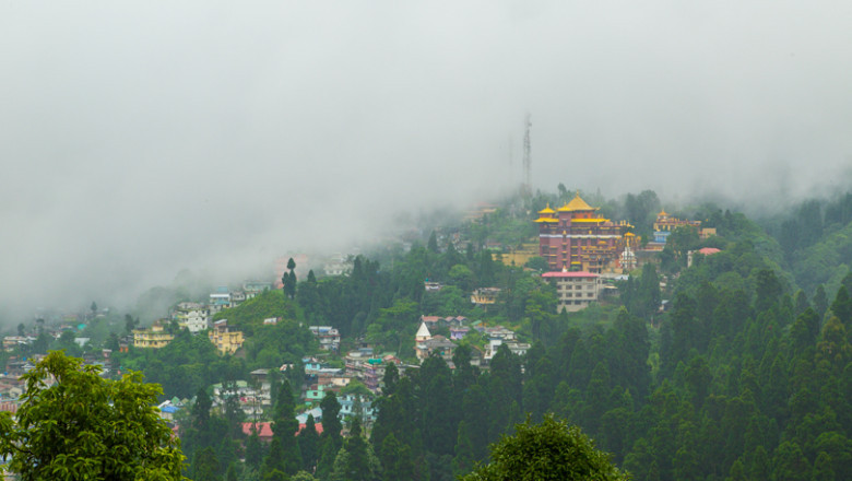 Scenic Sikkim and Serene Darjeeling: A Himalayan Escape