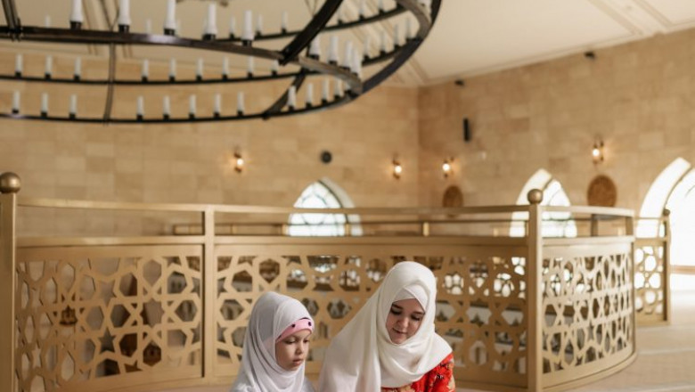 Memorize Quran Online: Proven Techniques From Expert-Led Quran Memorization Classes