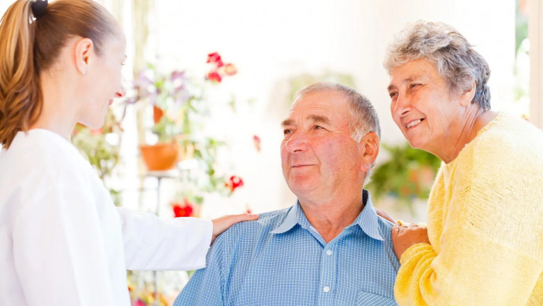 Do’s and Don’ts When Introducing a Senior Care Companion to Your Parent