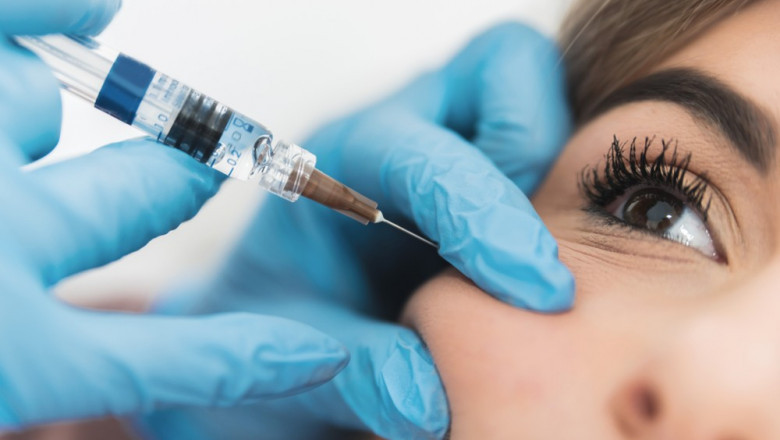 Microneedling or Fillers: Which Works Faster?