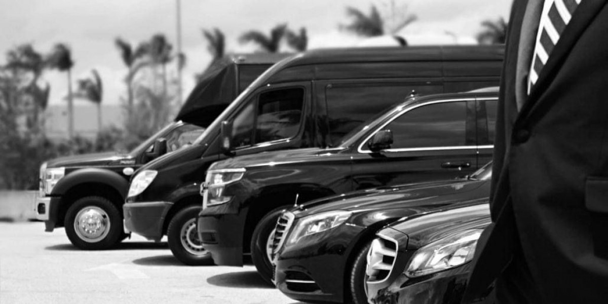 Philadelphia Limousine's Black Car Service Is Ideal for Business Travel