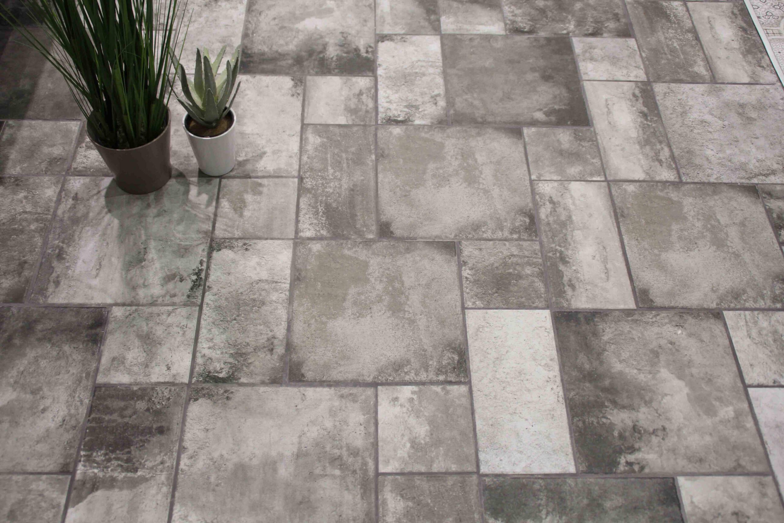 Non Slip Vitrified Ceramic Floor Tiles Company in Delhi | Vitrified Tile Price for Home